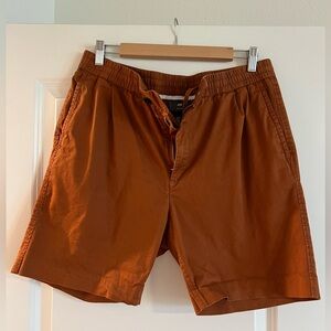 H&M Men's Rust Flat Front Shorts
